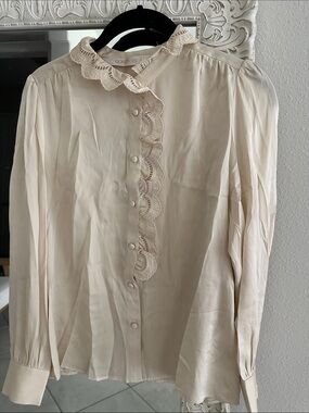 Goelia Mommesan Silk Ruffled Stand Collar Shirt